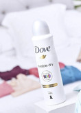 اسپری زنانه داو سری Invisble Dry مدل Clean Touch حجم 250 میلی لیتر